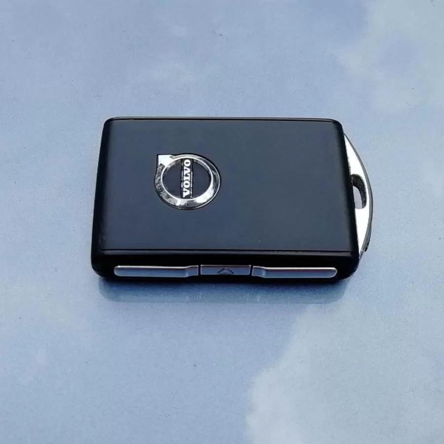 Backside of Volvo XC90 key fob cover by jodo, Download free STL model