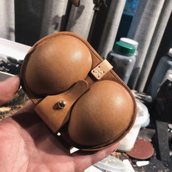 World debut - Egg case sleeve mold