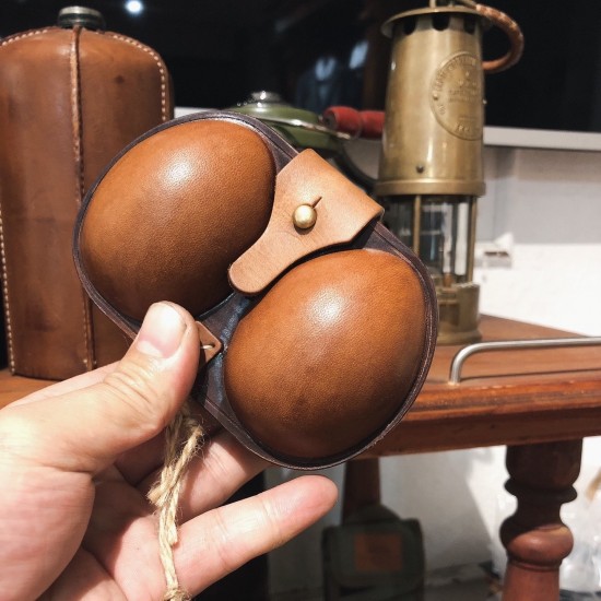 World debut - Egg case sleeve mold