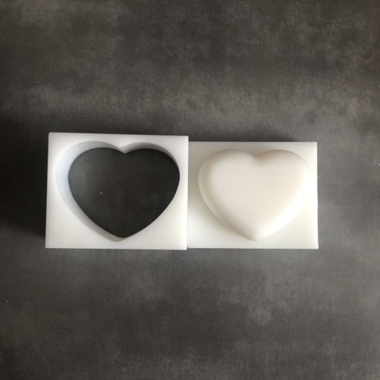 Heart leather mould, wet leather mold, wet vegetable tanned leather mould