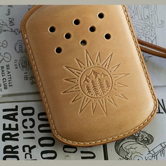 World debut - Zippo Peacock hand warmer sleeve mold