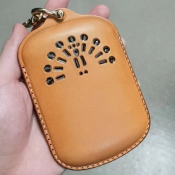 World debut - Zippo Peacock hand warmer sleeve mold