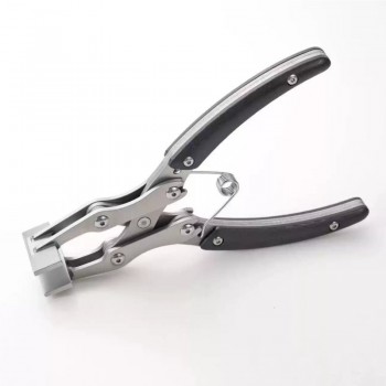 Leather pincers, pliers, tongs, flat and duckbill