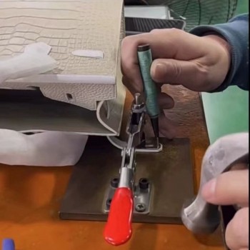 World debut - Bag making holder