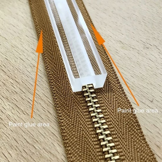 Zipper paint glue limiter Zipper paint glue limiter
