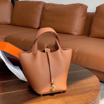 Hermes Spain Fontanellas togo leather Gold 37 Hermes Spain Fontanellas togo leather Gold 37