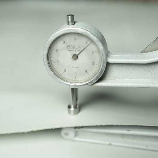 Hermes Italy POMARI evercolor leather Pearl Gray 80