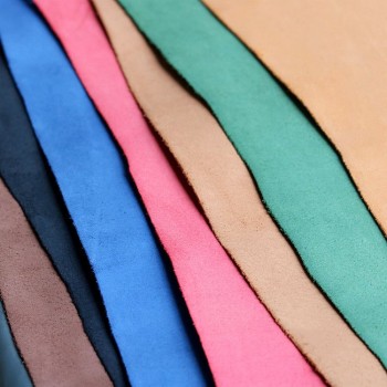 Italy colorful matt saturated dye vegetable tanned leather