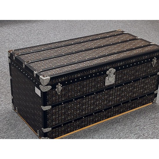 Monumental work - 1930 LV Monogram Malle Courrier Lozine Trunk 110 material kit