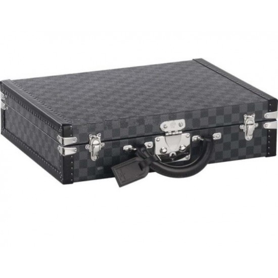 World debut - L President Classeur suitcase material kit
