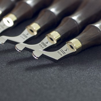 Handmade leather fixed edge creaser