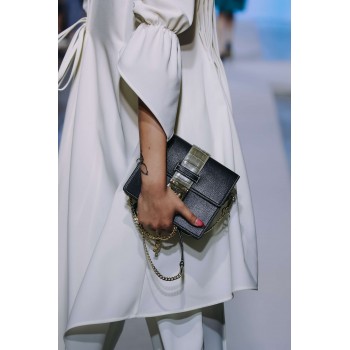 With 225 detailed pictures instruction sling bag pattern pdf download ACC-147 With 225 detailed pictures instruction sling bag pattern pdf download ACC-147