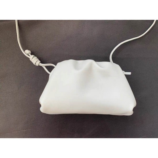 With 50 detailed pictures instruction Bottega Veneta Cloud mini pouch 20 pattern pdf download ACC-158 With 50 detailed pictures instruction Bottega Veneta Cloud mini pouch 20 pattern pdf download ACC-158