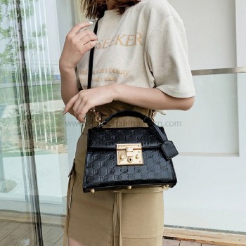 With 304 pictures detailed instruction Gucci padlock GG women handbag pattern pdf download ACC-182