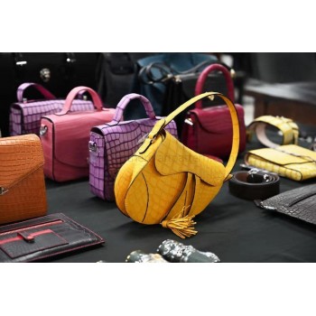 With 101 pictures detailed instruction Dior saddle bag 21 pattern pdf download ACC-191 With 101 pictures detailed instruction Dior saddle bag 21 pattern pdf download ACC-191