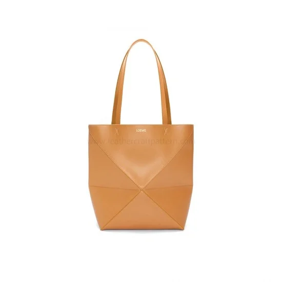 ストロー素材 ベージュ トートバッグ Loewe ロエベ LOEWE ストロートート スタジオジブリコラボ まっくろ
