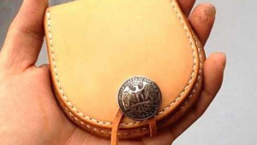 Leather purse sewing tutorial and pattern